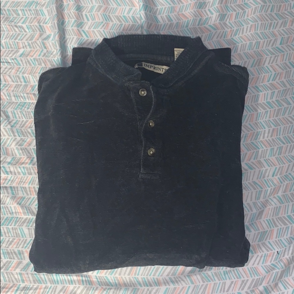 COPY - COPY - Long sleeve velvet-ish top from imprints